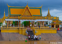 Phnom Penh River Bank